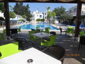 Green Bungalows Hotel Apartments
